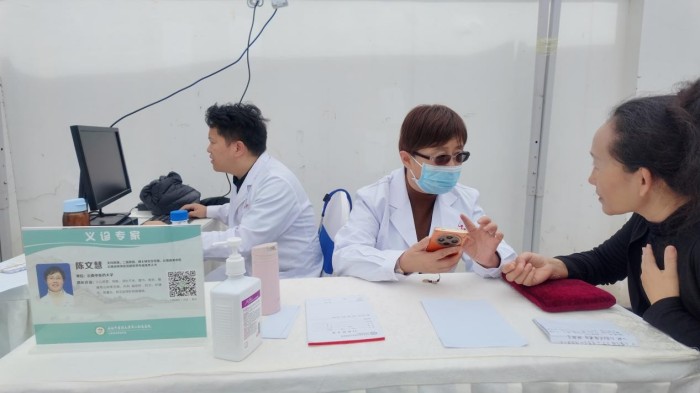 6a2c0d965a944.jpg